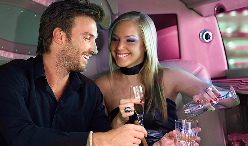 Long Island  valentine's day limo service hamptons suffolk county